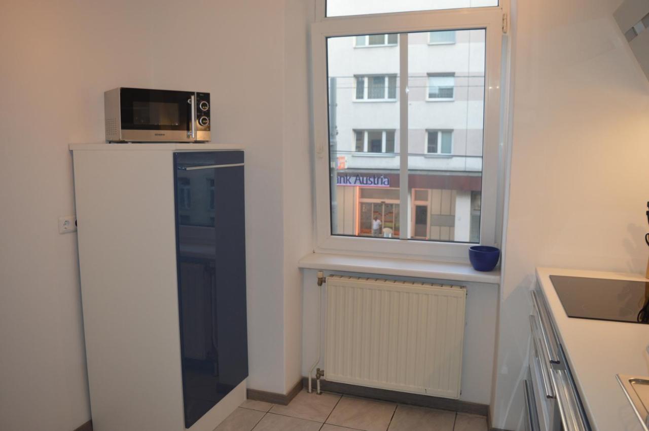 Nette Altbauwohnung Nur 10 Min Von Der City Vienna Esterno foto