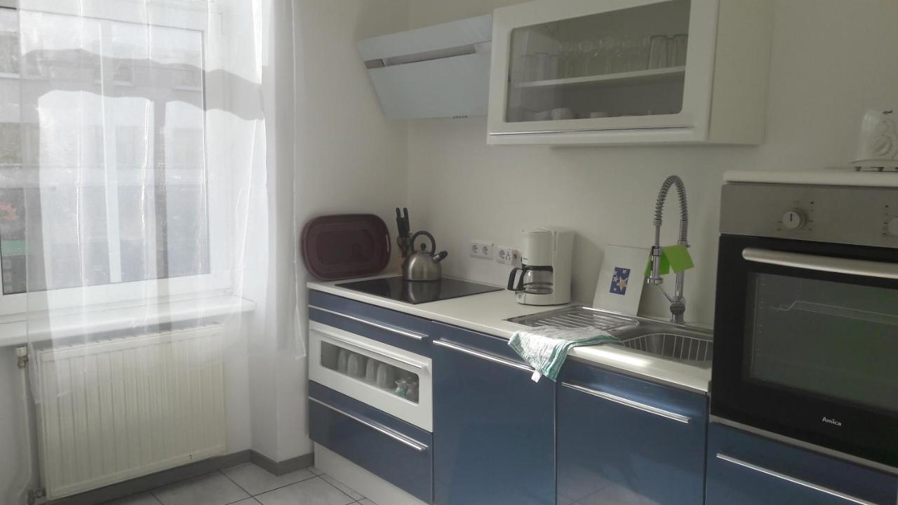 Nette Altbauwohnung Nur 10 Min Von Der City Vienna Esterno foto